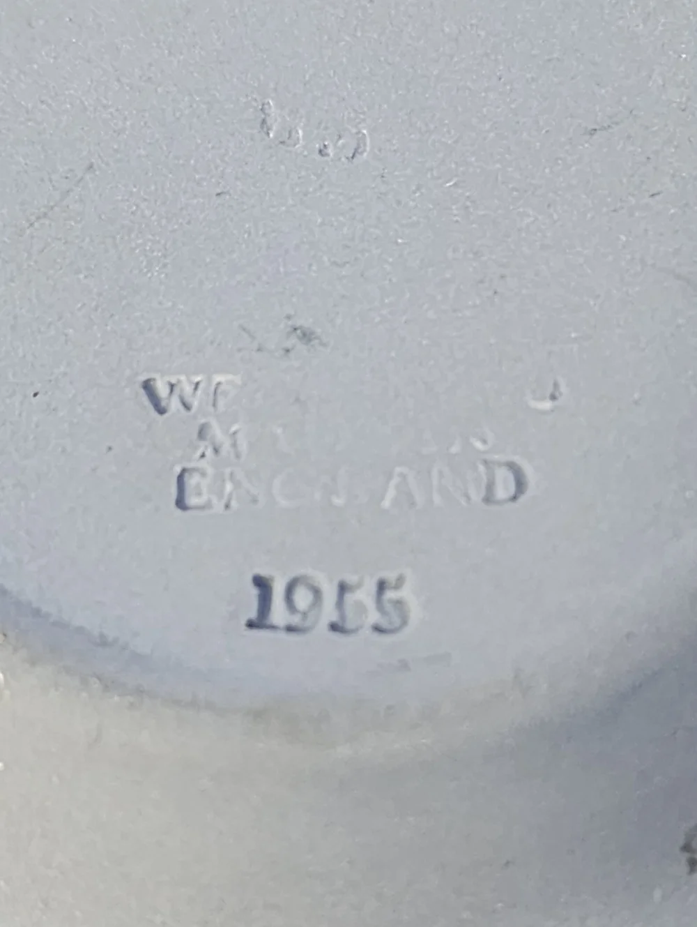 WEDGWOOD Jasperware 3.5" Blue & White Small Round Ashtray 1955 Made in England - Picture 5 of 5